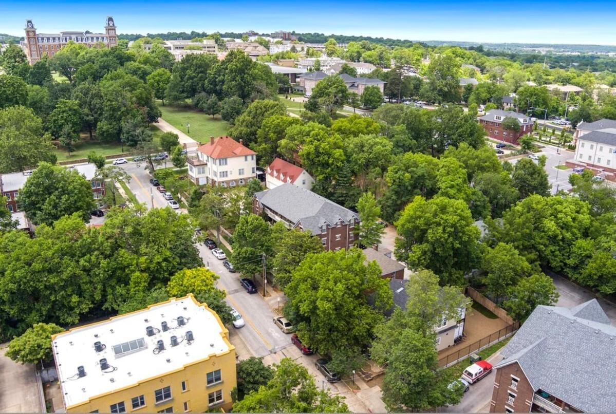 Tovey House-Walk To Downtown And Campus Villa Fayetteville Exterior foto